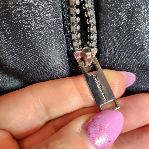 Calvin Klein black shimmer long puffer coat. Kids size Large (12/14). - Picture 8 of 15